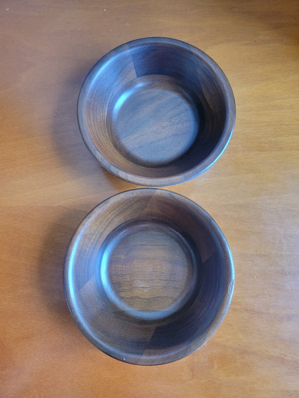 Vintage Mid Century Style Dark Walnut Stained Wood Bowls - Set of 2 - Picture 2 of 5